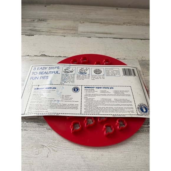 Rowoco vintage 1987 Apple/Cherry and Lattice pie toppers NOS - Picture 3 of 7